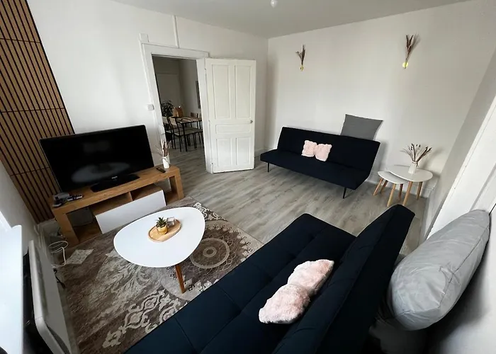 Au Premier Etage * 테옹 르 부즈